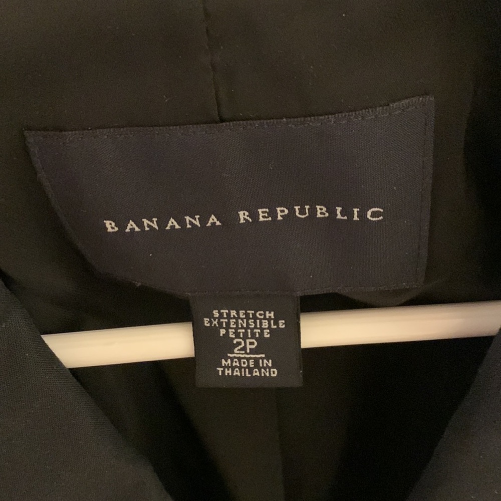 Banana Republic black fitted blazer